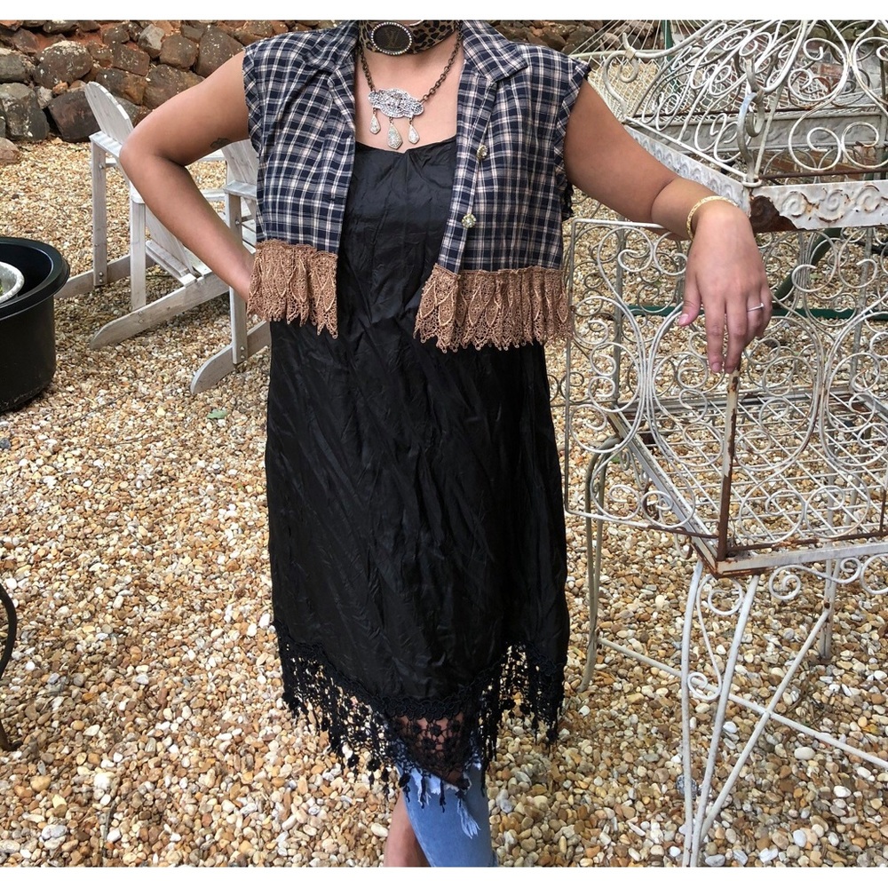 Gypsy South Atlanta Black Shift Dress